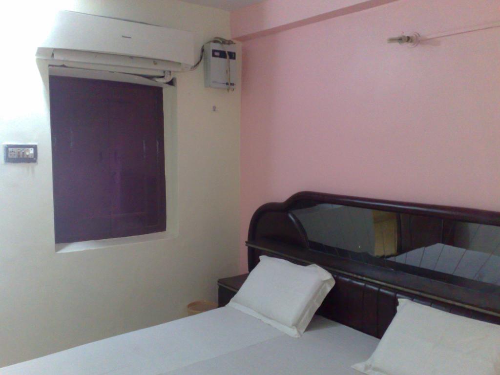 Grg Shanti Guest House Varanasi Near Manikarnika Ghat Zewnętrze zdjęcie