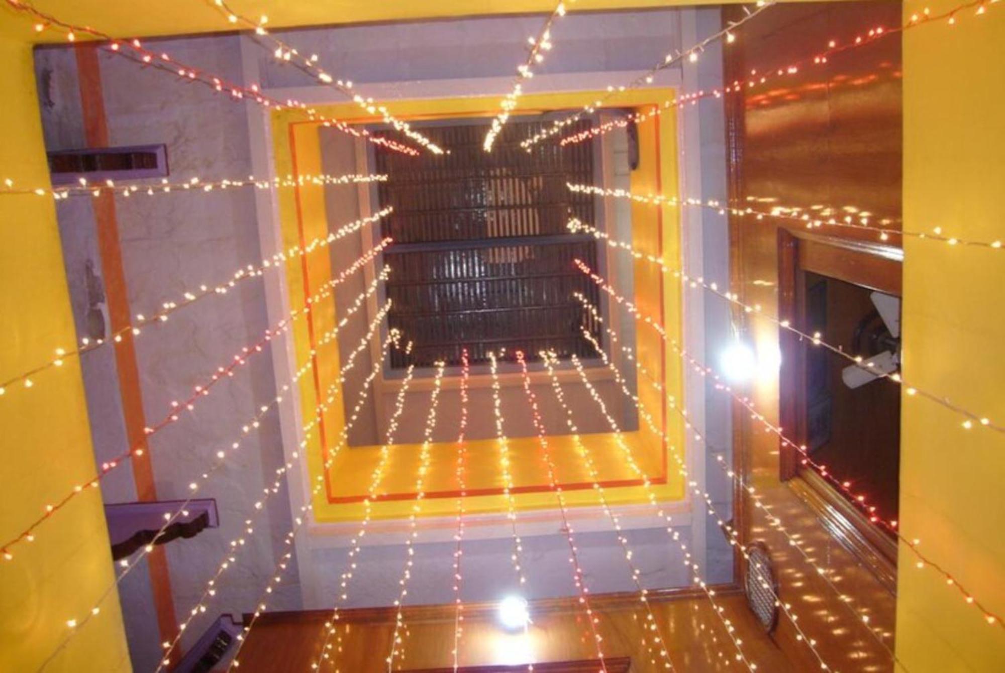 Grg Shanti Guest House Varanasi Near Manikarnika Ghat Zewnętrze zdjęcie