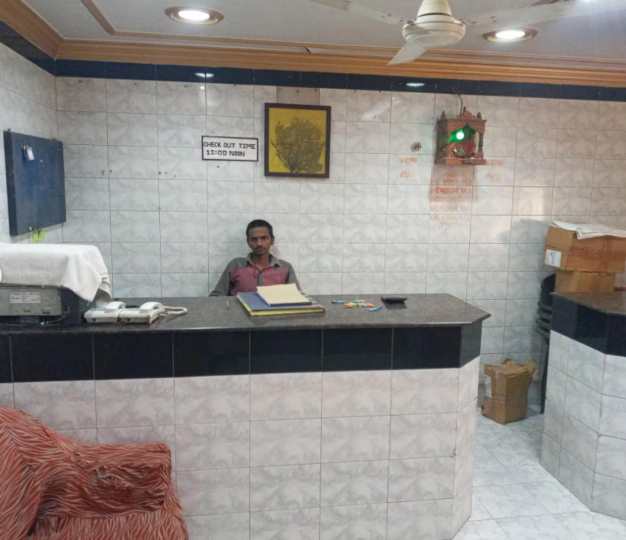 Grg Shanti Guest House Varanasi Near Manikarnika Ghat Zewnętrze zdjęcie