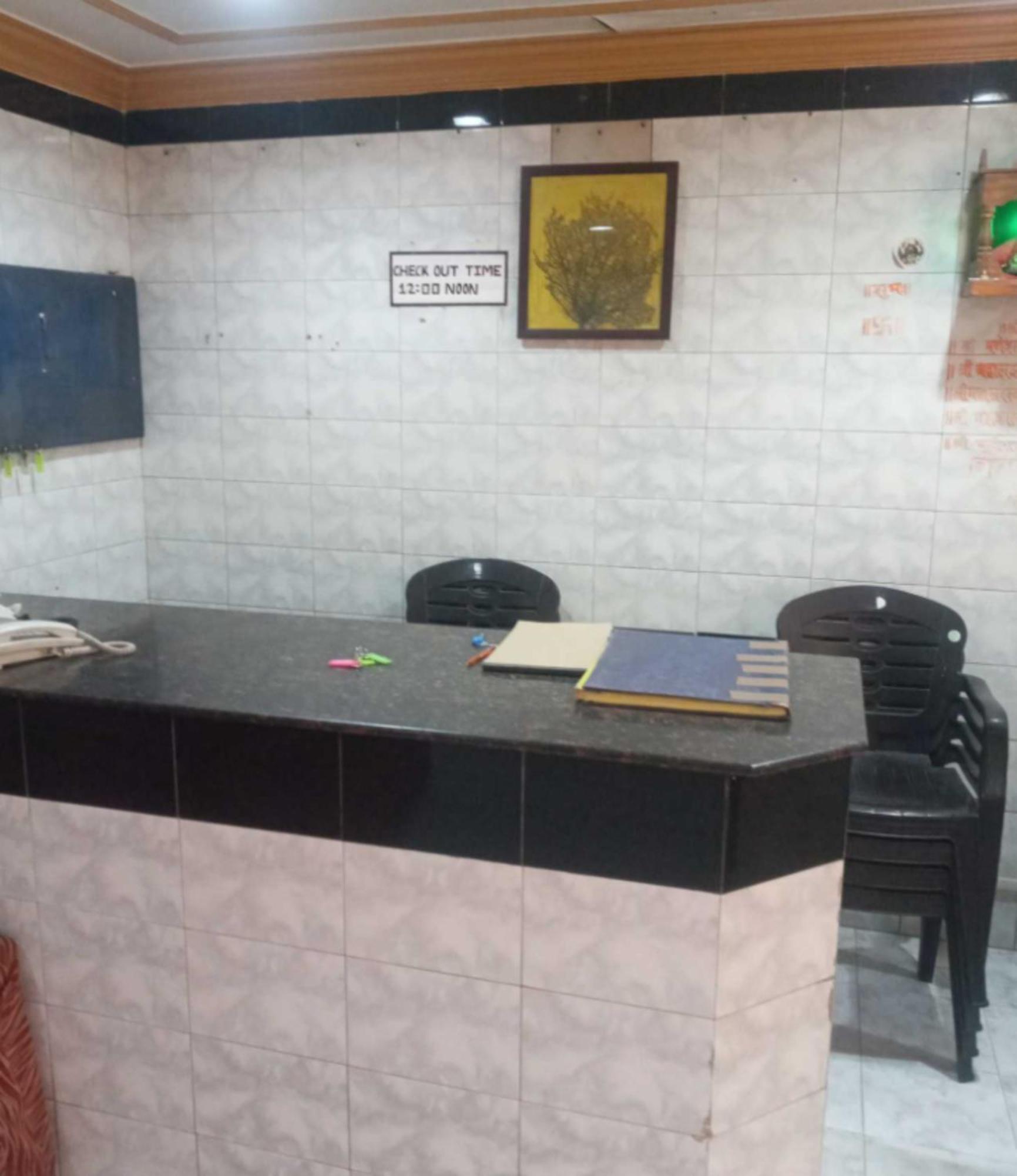 Grg Shanti Guest House Varanasi Near Manikarnika Ghat Zewnętrze zdjęcie