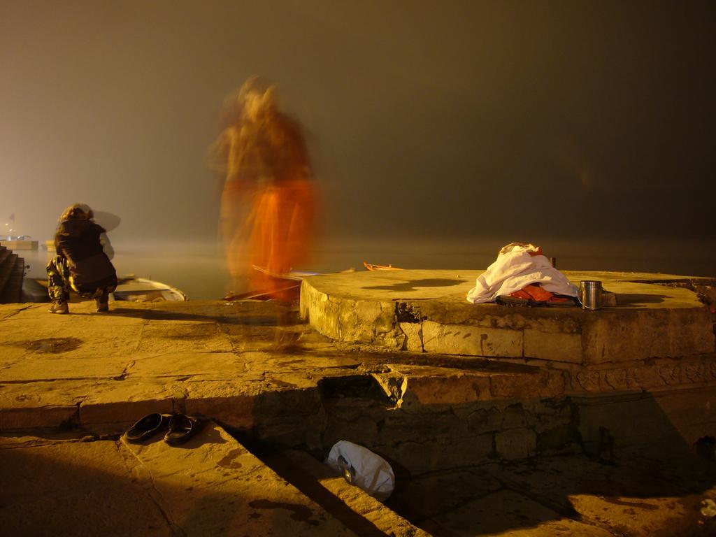 Grg Shanti Guest House Varanasi Near Manikarnika Ghat Zewnętrze zdjęcie