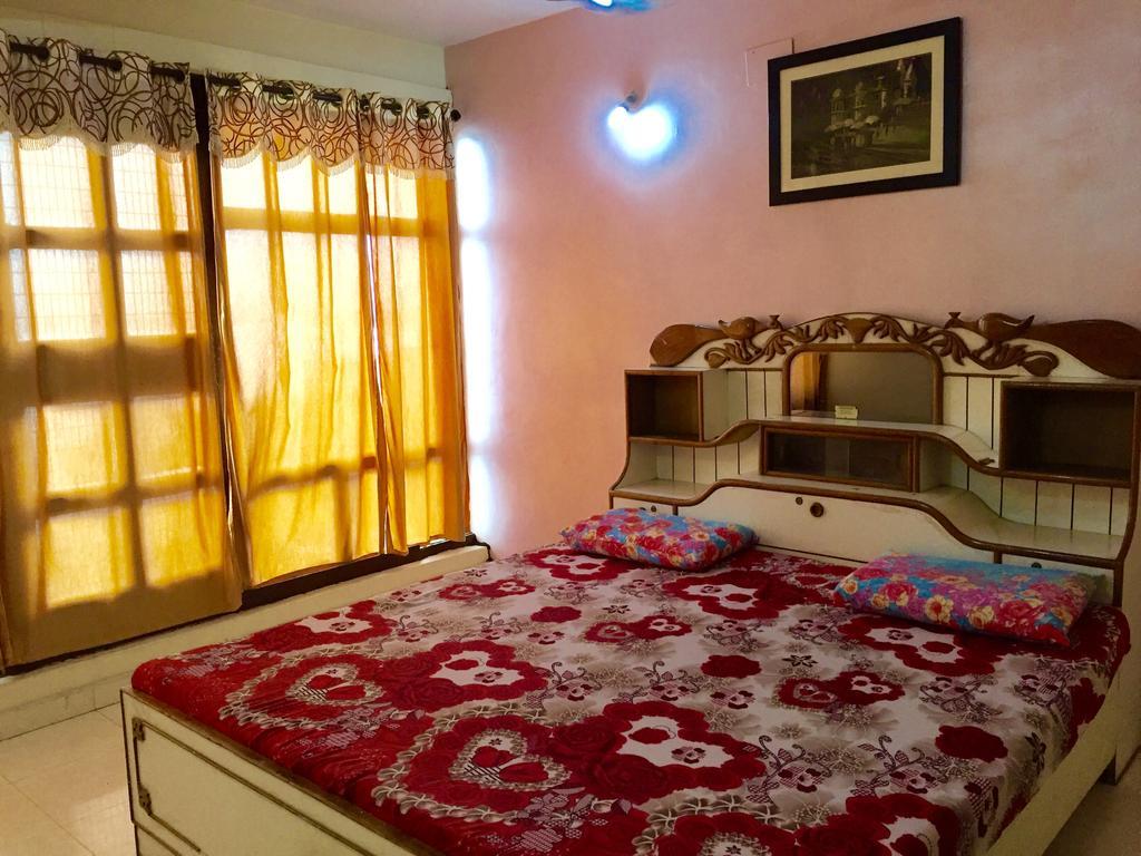 Grg Shanti Guest House Varanasi Near Manikarnika Ghat Zewnętrze zdjęcie