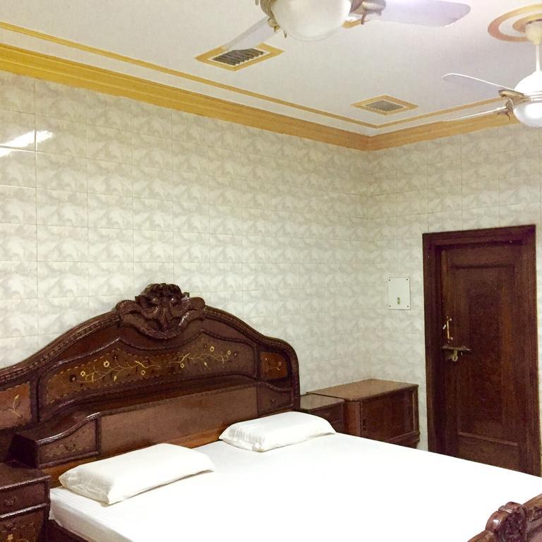 Grg Shanti Guest House Varanasi Near Manikarnika Ghat Zewnętrze zdjęcie